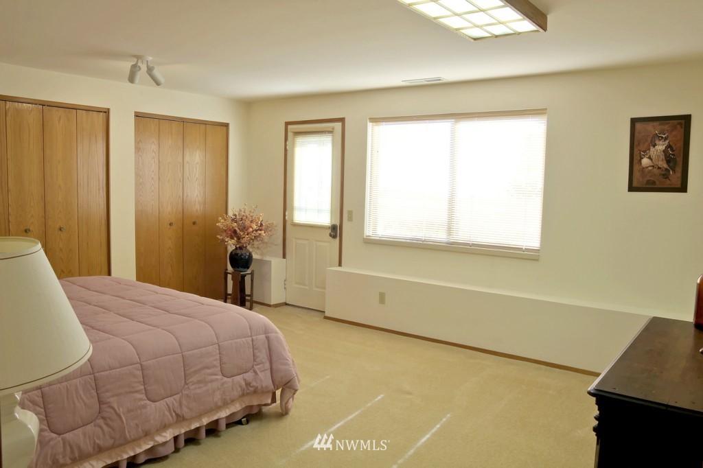 655 Engle Road Coupeville, WA 98239 - Photo 12 of 25 Gallery Image 12
