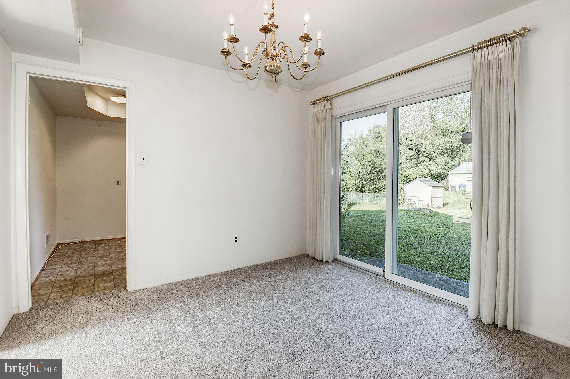 4104 Lees Corner Road Chantilly, VA 20151 - Photo 9 of 22 Dining Room