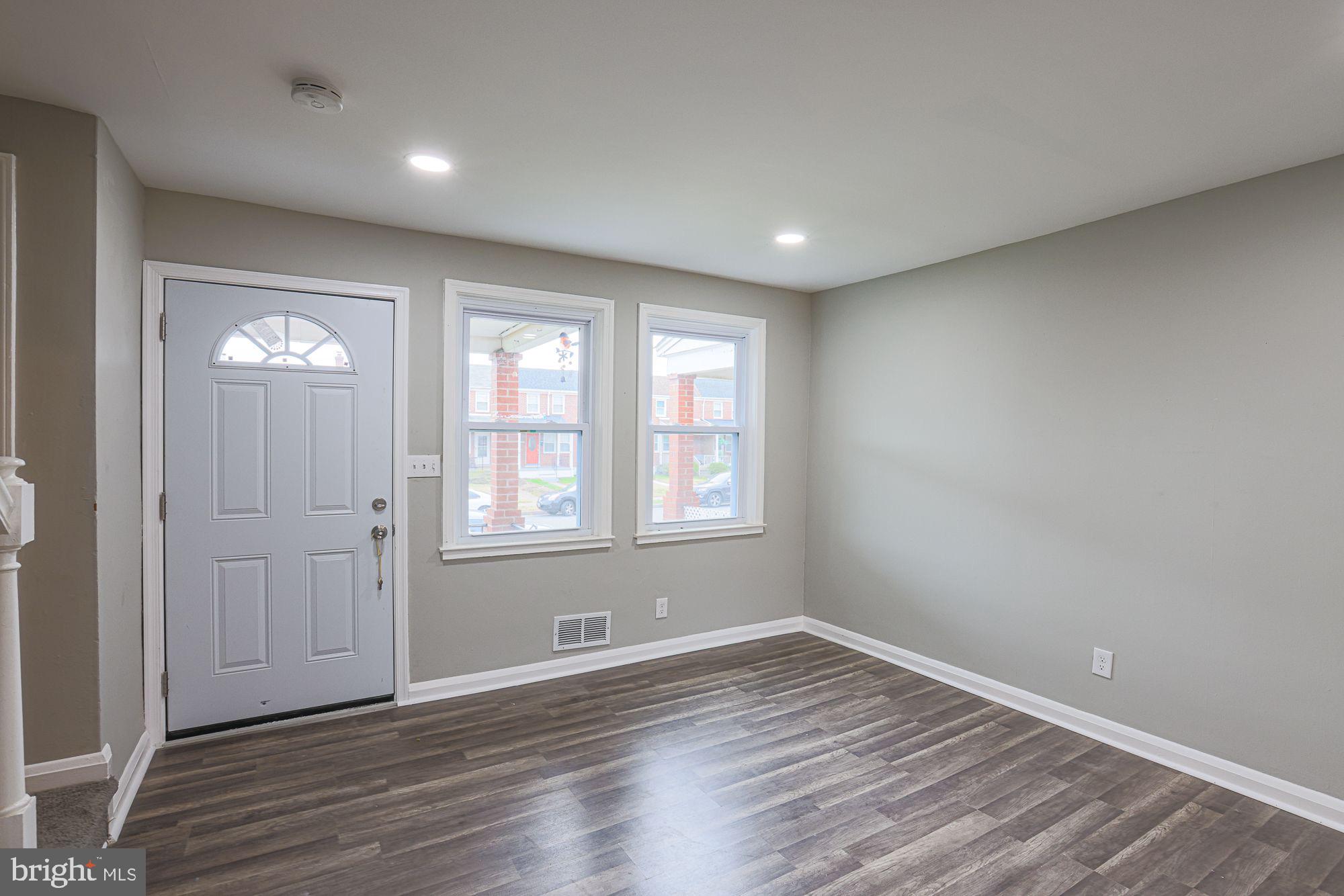 6930 Broening Road Dundalk, MD 21222 - Photo 6 of 31