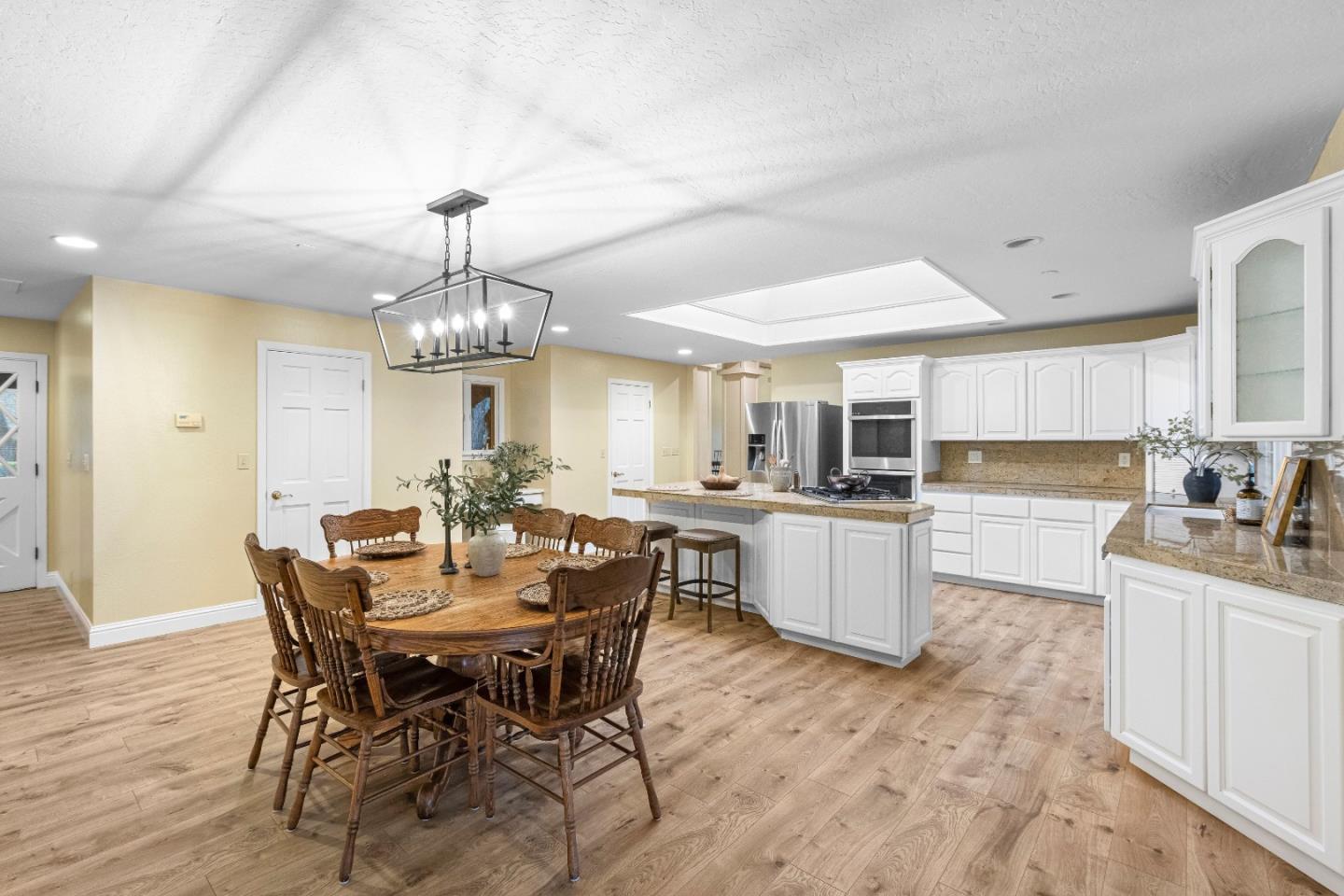6915 Redwood Retreat Road Gilroy, CA 95020 - Photo 12 of 110