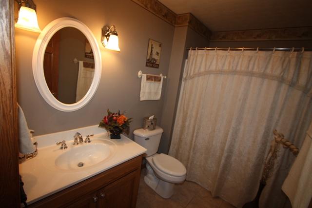 904 South Johanson Road Peoria, IL 61607 - Photo 14 of 15