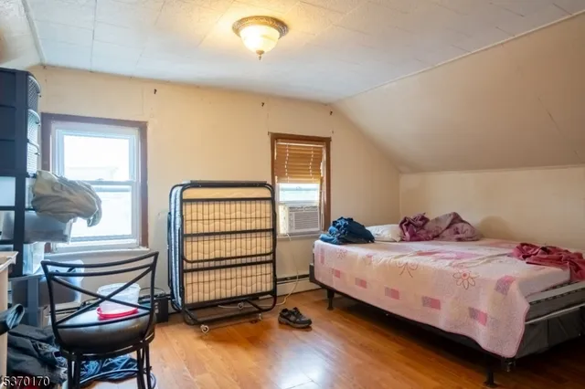 $629,900 | 74 4th Street, Elizabeth Port, NJ 07206