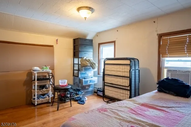 $629,900 | 74 4th Street, Elizabeth Port, NJ 07206