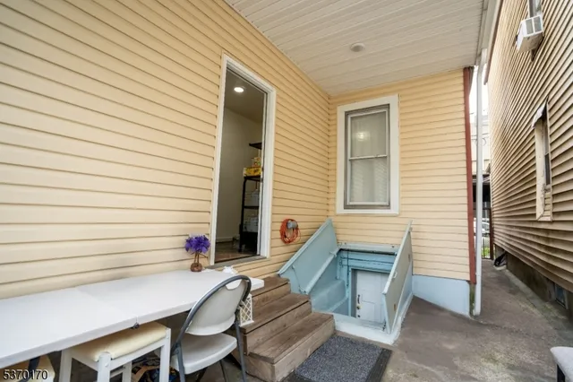 $629,900 | 74 4th Street, Elizabeth Port, NJ 07206