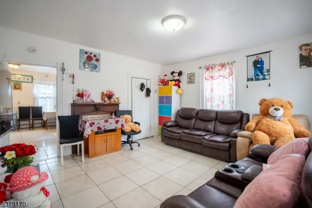 $629,900 | 74 4th Street, Elizabeth Port, NJ 07206