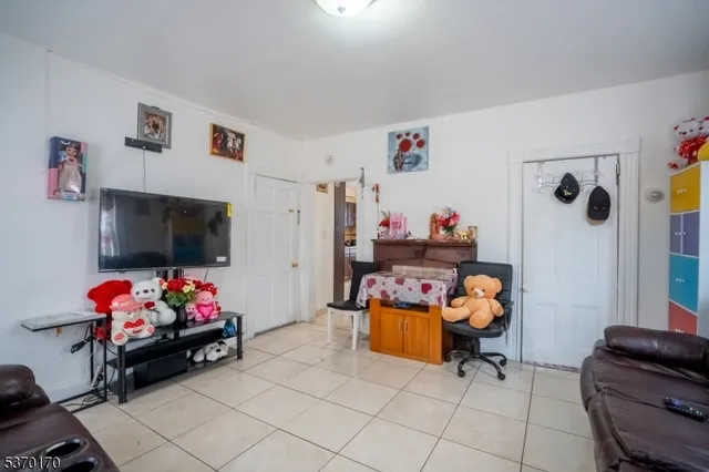 $629,900 | 74 4th Street, Elizabeth Port, NJ 07206