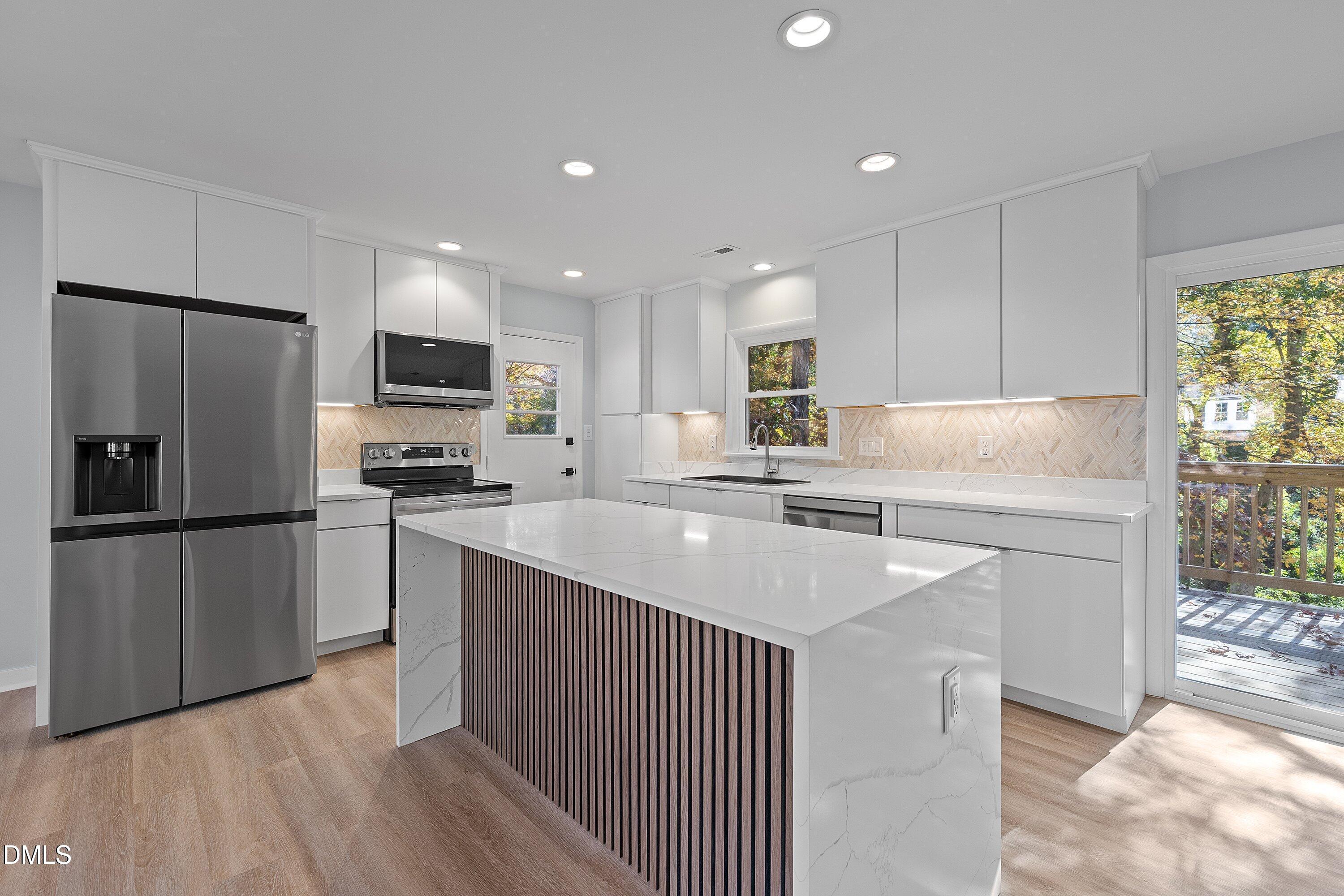 1124 Hardimont Road Raleigh, NC 27609 - Photo 16 of 43 006
