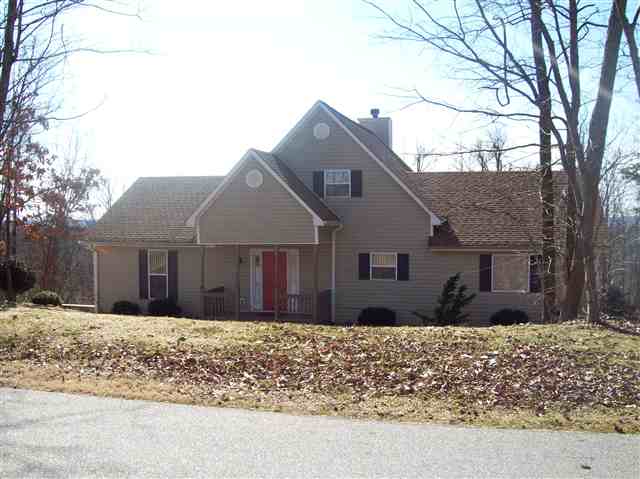 137 Packs Mountain Ridge Road Taylors, SC 29687 - Photo 1 of 12