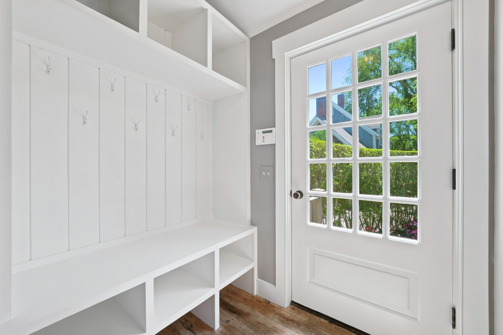 35 Pine Street Nantucket, MA 02554 - Photo 15 of 26