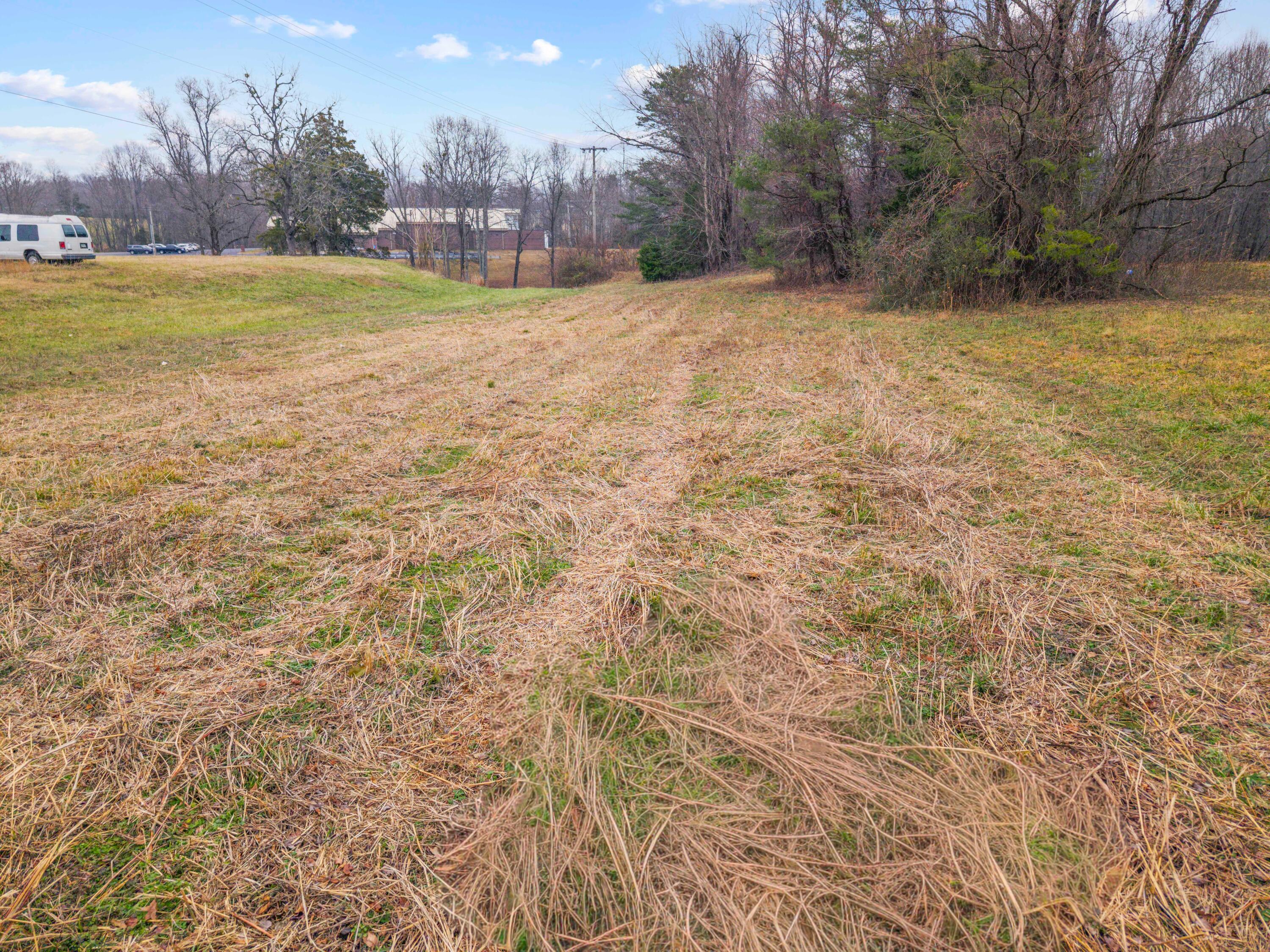77 Barnett Road Russell Springs, KY 42642 - Photo 29 of 36 77 Barnett Photo-30