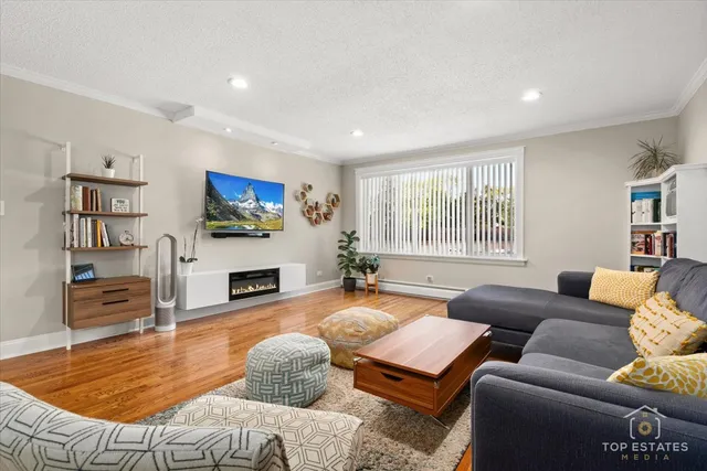 $275,000 | 1227 South Old Wilke Road, Unit 201, Rolling Meadows, IL 60005