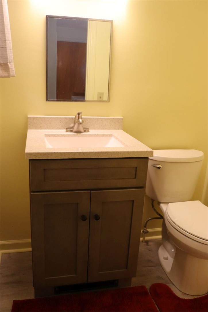 527 Vosburg Road Webster, NY 14580 - Photo 11 of 32