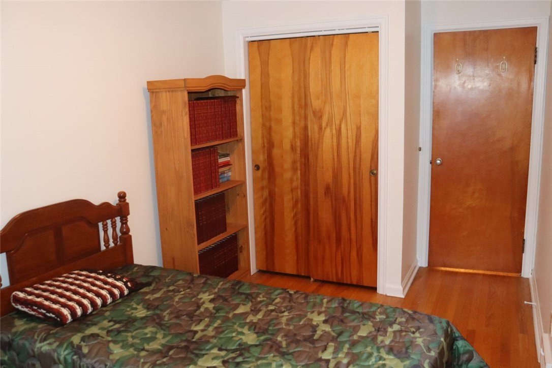 527 Vosburg Road Webster, NY 14580 - Photo 20 of 32