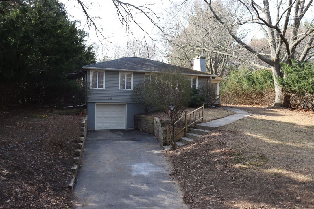 527 Vosburg Road Webster, NY 14580 - Photo 2 of 32