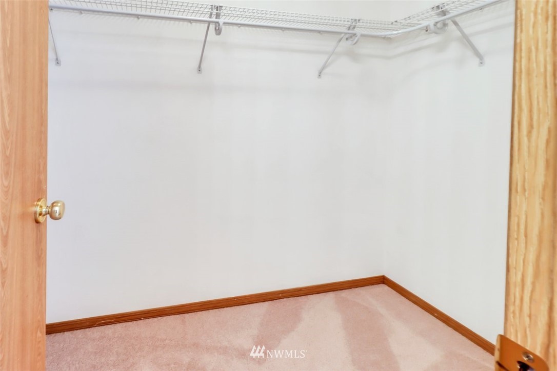 17685 112th Avenue Southeast Renton, WA 98055 - Photo 14 of 16 Gallery Image 14