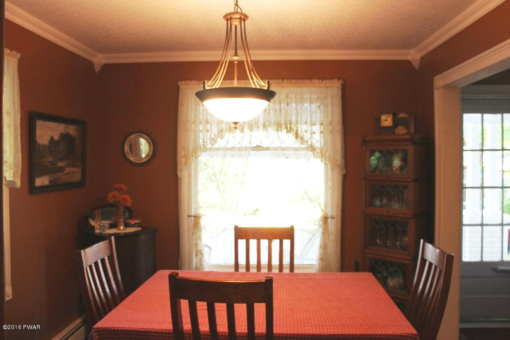 325 Rowe Street Hawley, PA 18428 - Photo 19 of 37