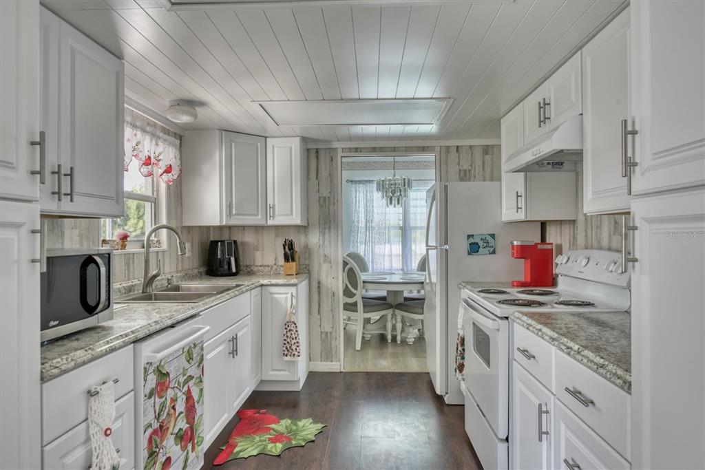 24437 Harbor View Road, Unit 67 Punta Gorda, FL 33980 - Photo 2 of 49