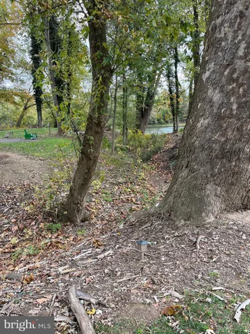 a view of a outdoor space