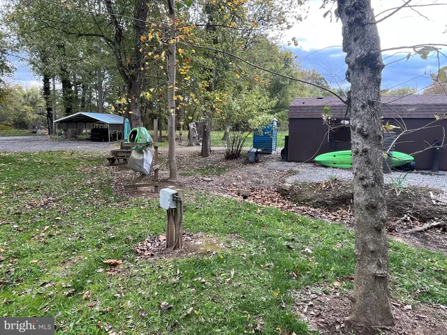 a view of a bird bath