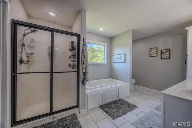 $300,000 | 1540 Fairfield Road, Lebanon, MO 65536