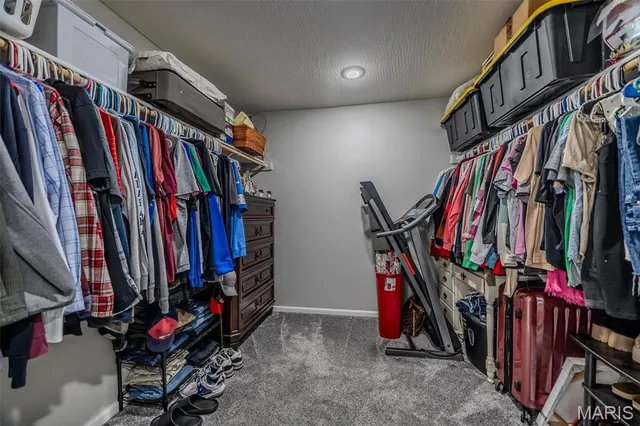 $300,000 | 1540 Fairfield Road, Lebanon, MO 65536