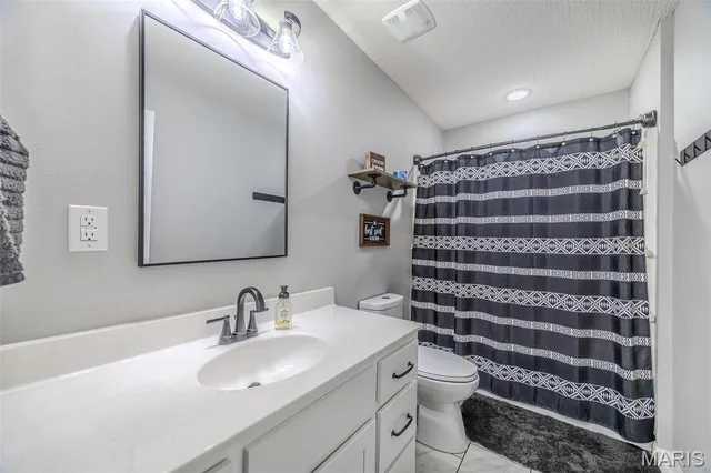 $300,000 | 1540 Fairfield Road, Lebanon, MO 65536