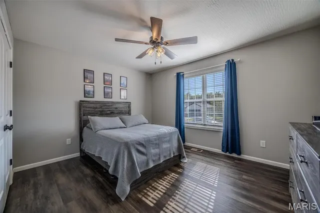 $300,000 | 1540 Fairfield Road, Lebanon, MO 65536