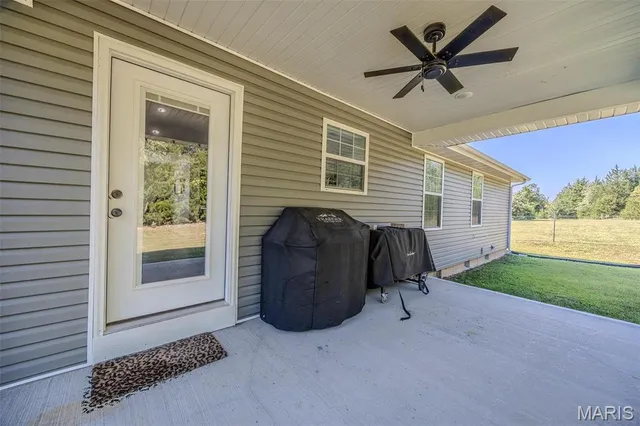 $300,000 | 1540 Fairfield Road, Lebanon, MO 65536