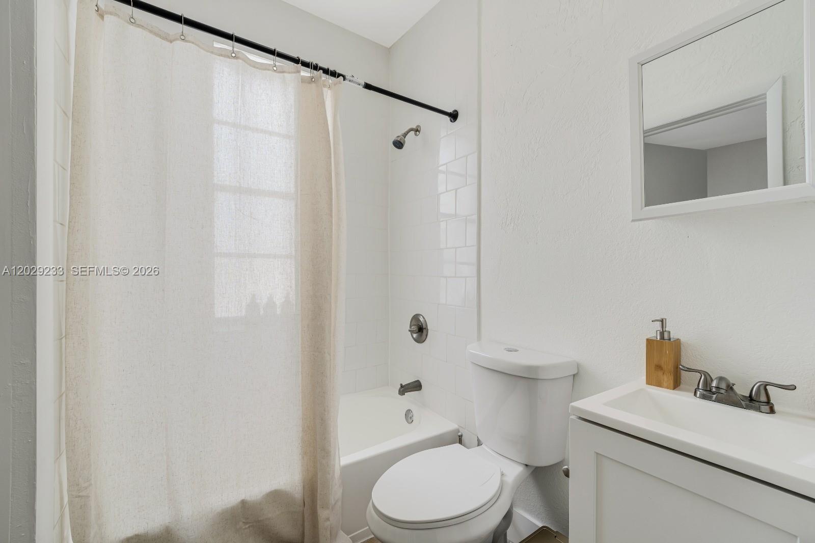 301 Southwest 10th Avenue, Unit 7 Miami, FL 33130 - Photo 9 of 15
