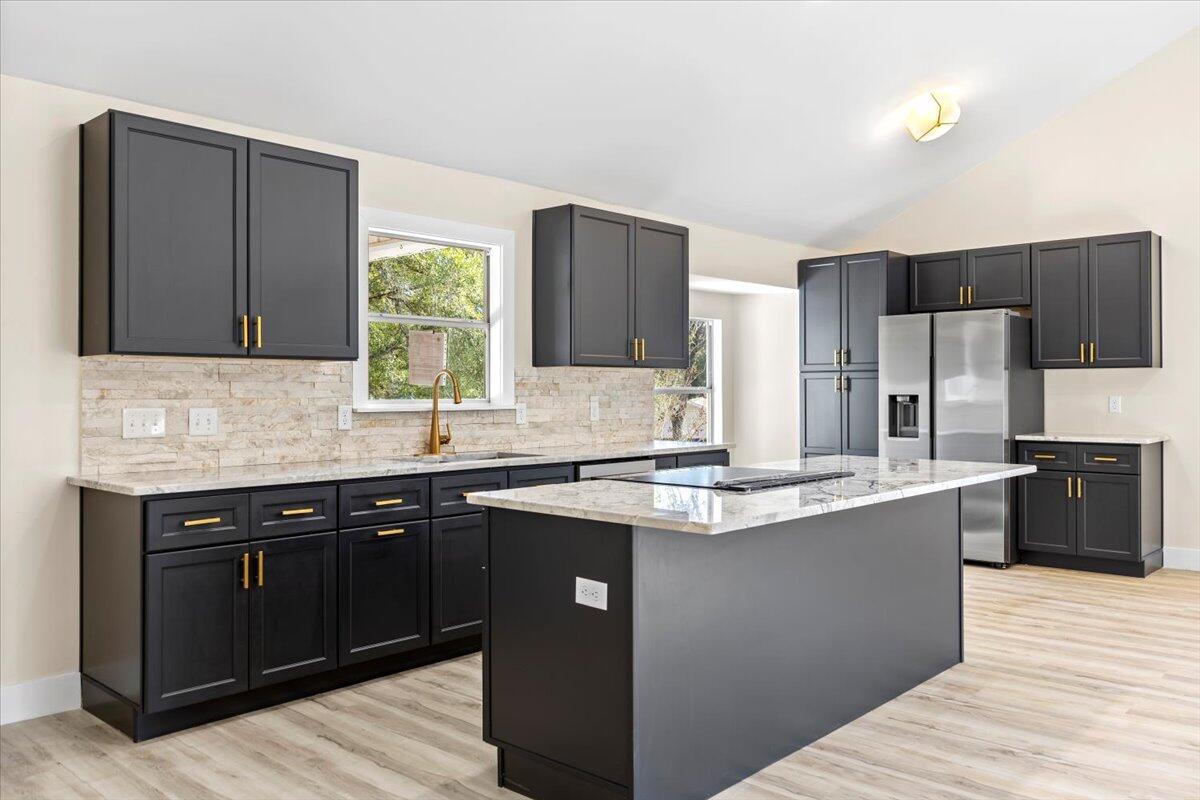 3111 Holley Point Road Navarre, FL 32566 - Photo 11 of 76 10-1V3A6874