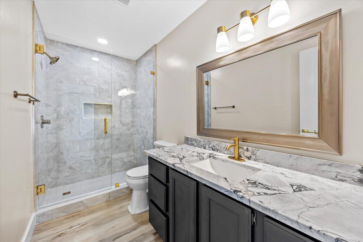 3111 Holley Point Road Navarre, FL 32566 - Photo 32 of 76 34-1V3A6969 copy