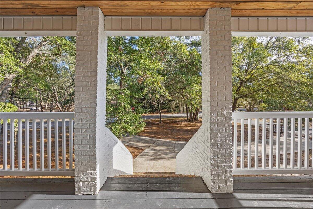 3111 Holley Point Road Navarre, FL 32566 - Photo 5 of 76 06-1V3A6854 copy