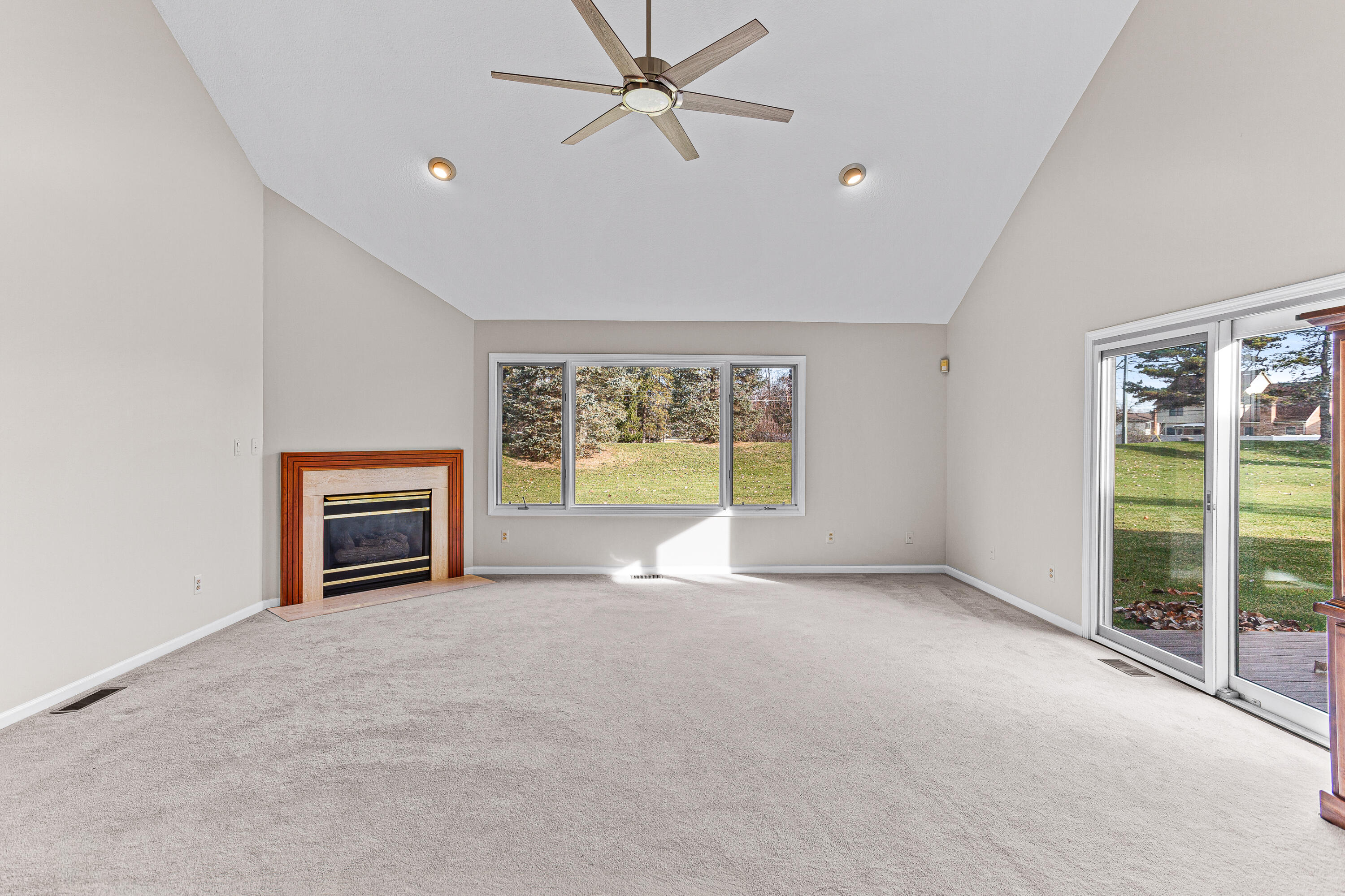 3020 Rivers Edge Drive Wayne, MI 48184 - Photo 15 of 45 IMG_9689