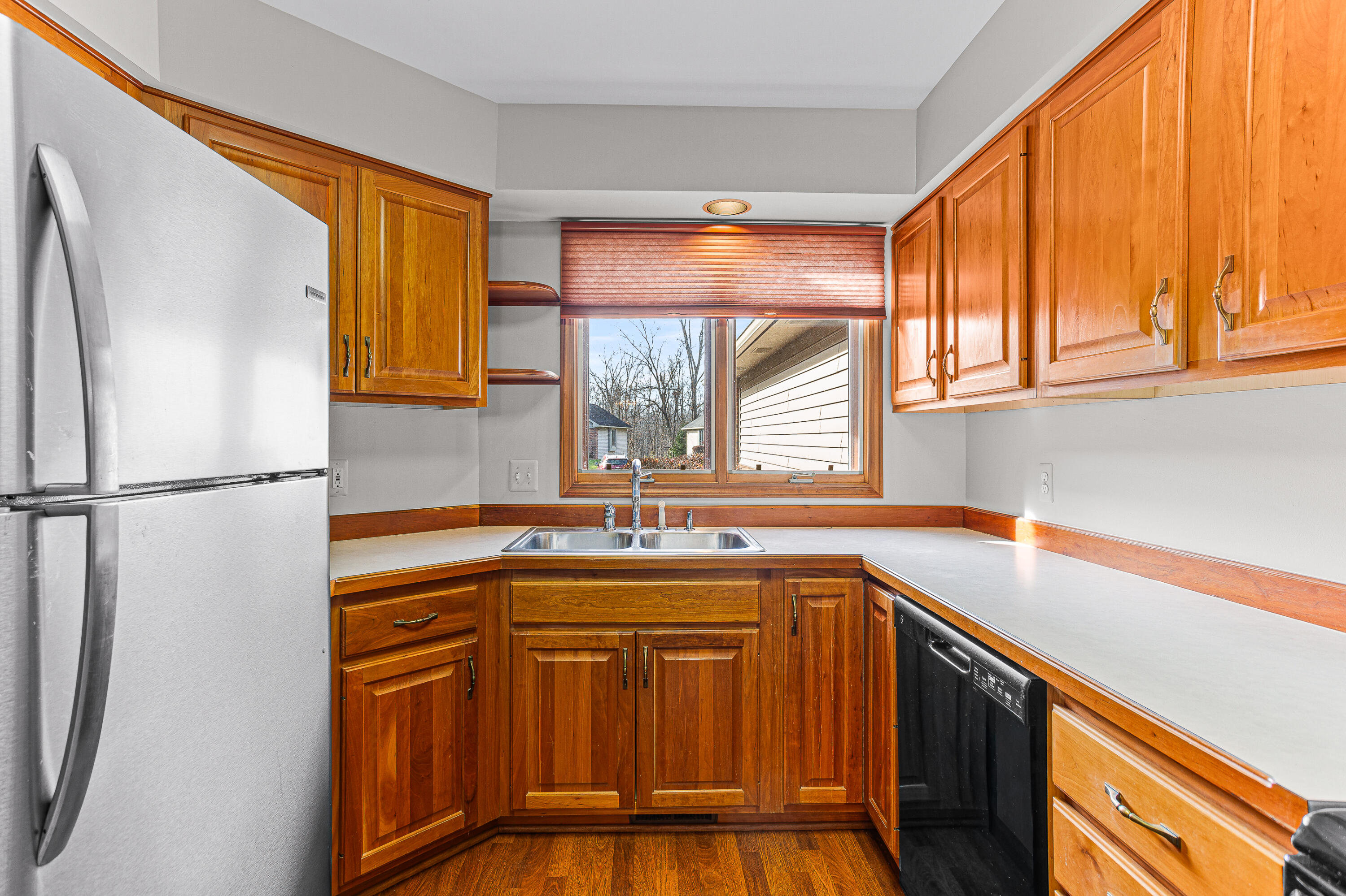3020 Rivers Edge Drive Wayne, MI 48184 - Photo 20 of 45 IMG_9704
