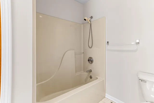 $259,000 | 3020 Rivers Edge Drive, Wayne, MI 48184