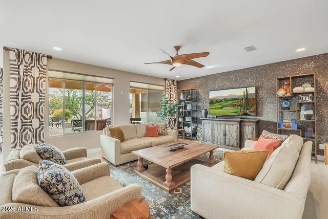 $608,000 | 2523 East Nancy Lane, Phoenix, AZ 85042