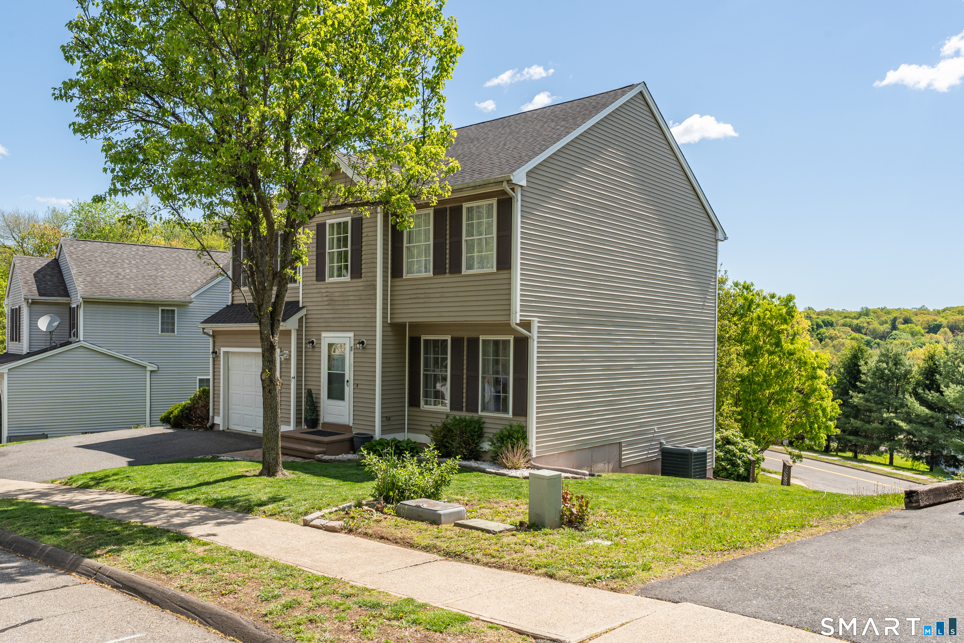 8 Foot Circle, Unit 8 Wallingford, CT 06492 - Photo 4 of 38