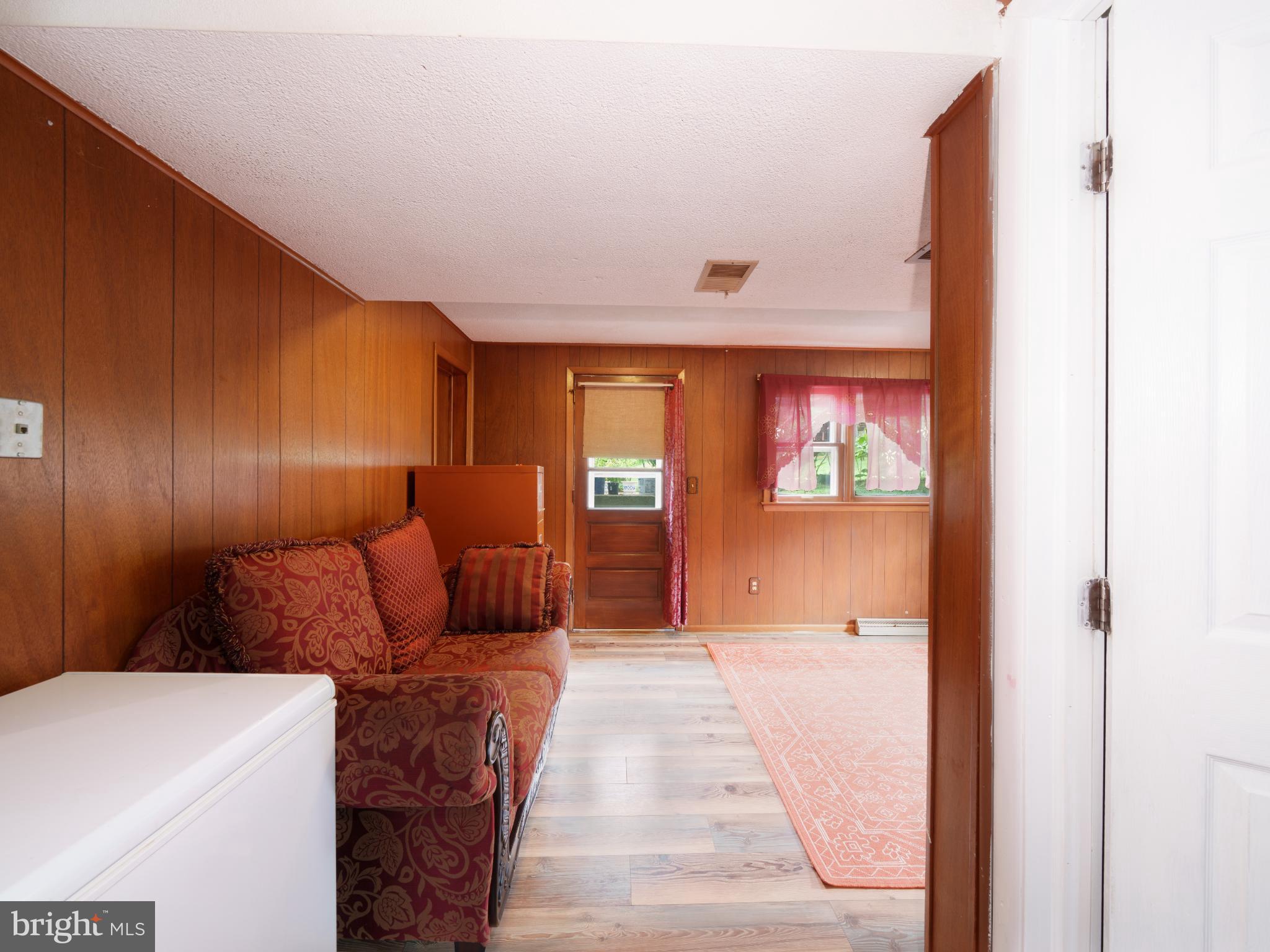 105 School House Road Lancaster, PA 17603 - Photo 15 of 33 Cozy retreat with warm wooden accents.