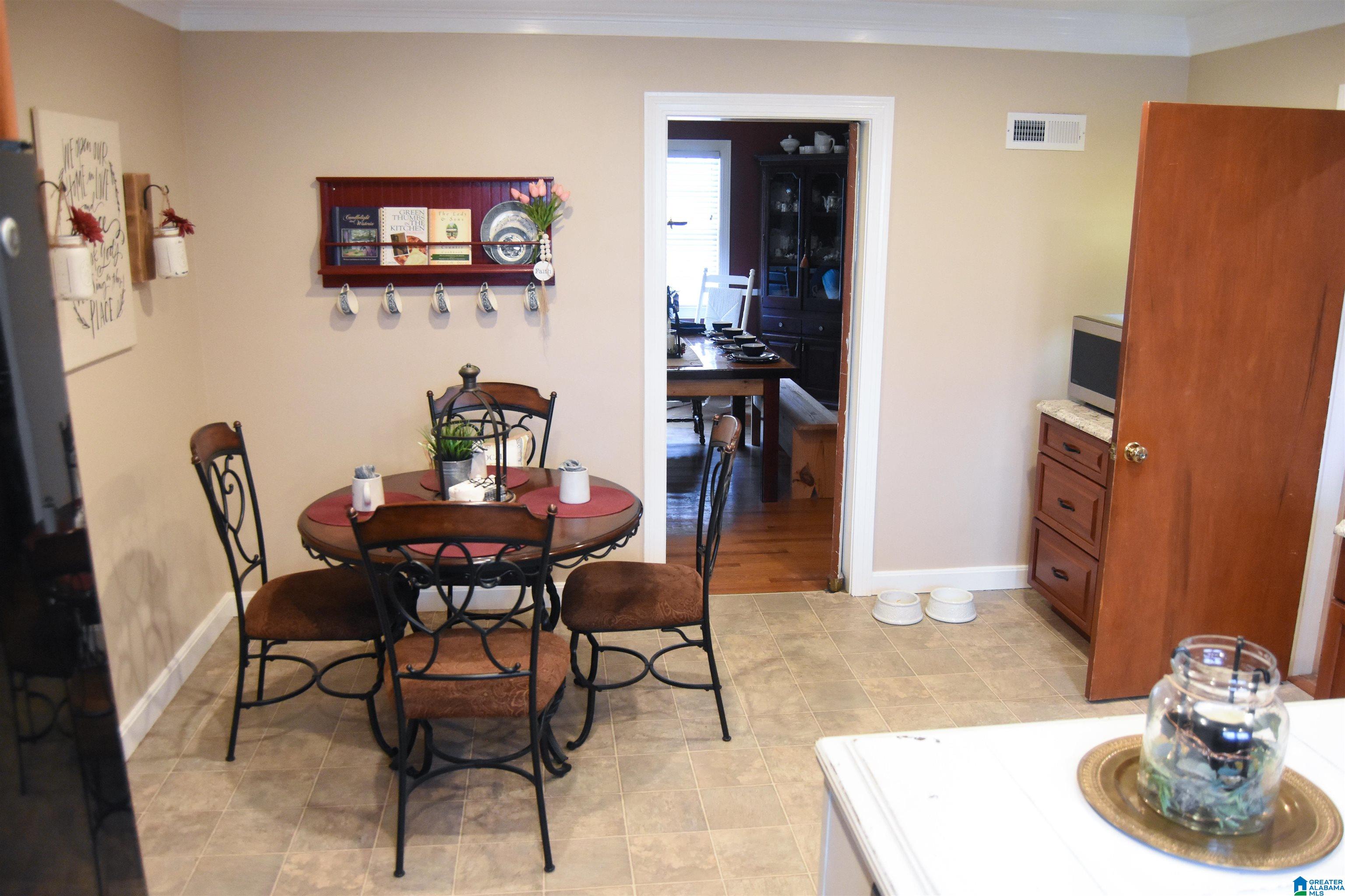 417 Wildwood Road Anniston, AL 36207 - Photo 13 of 48