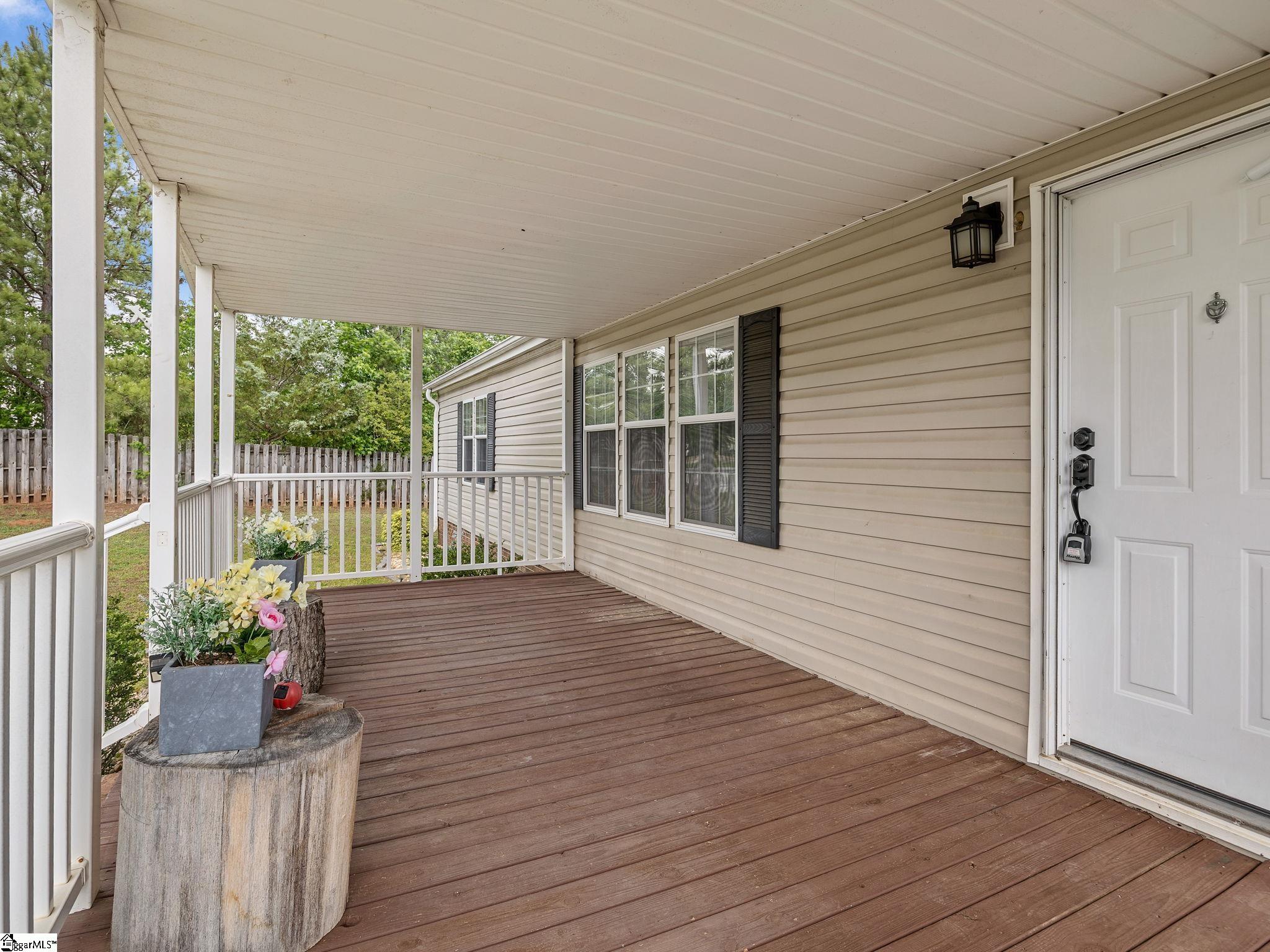 335 Otts Shoals Road Roebuck, SC 29376 - Photo 5 of 40