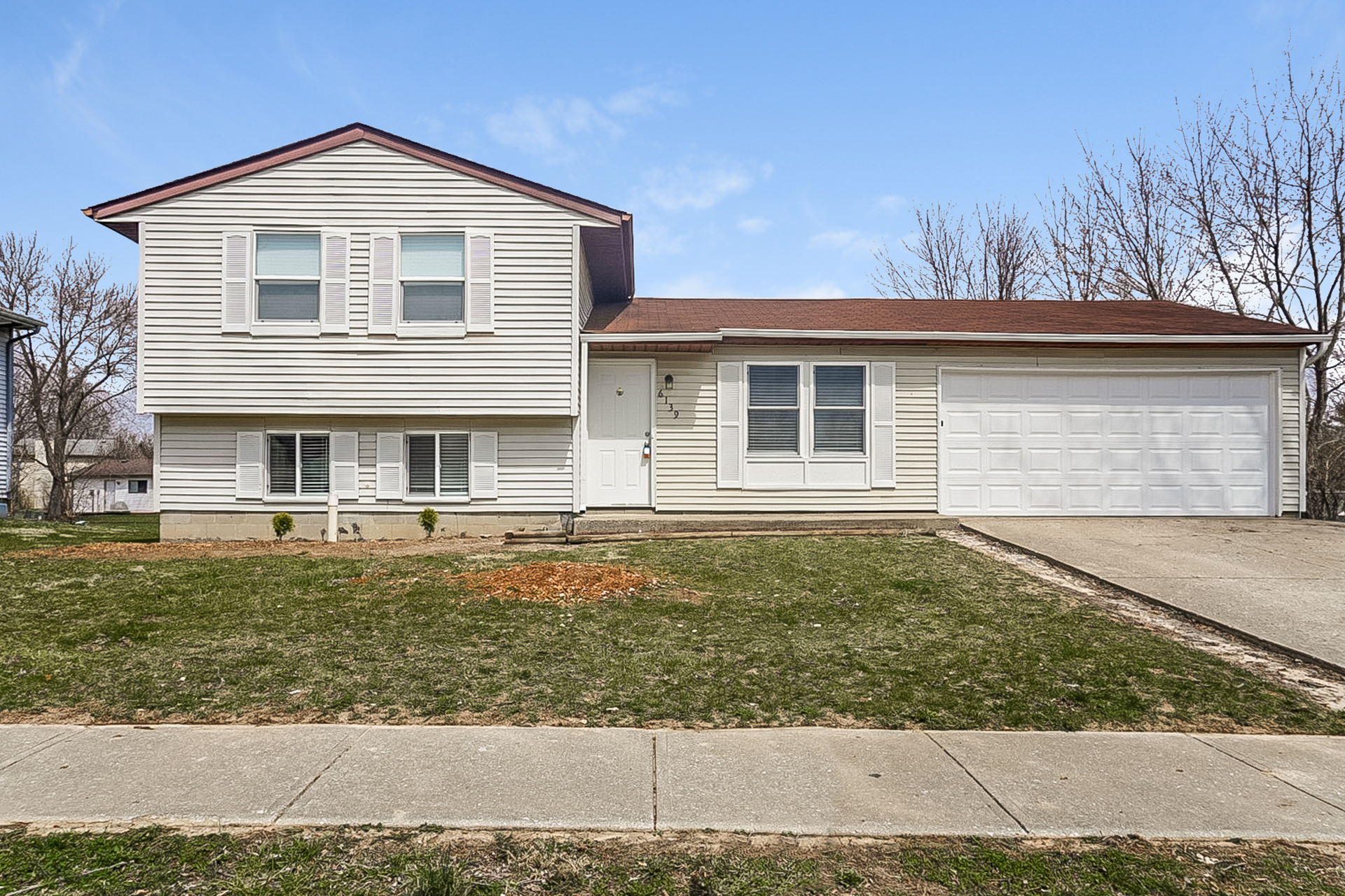 6139 Old Mill Drive, Indianapolis, IN 46221 Compass