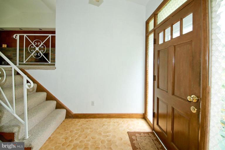 1104 Tiffany Road Silver Spring, MD 20904 - Photo 22 of 22 Entrance / Foyer