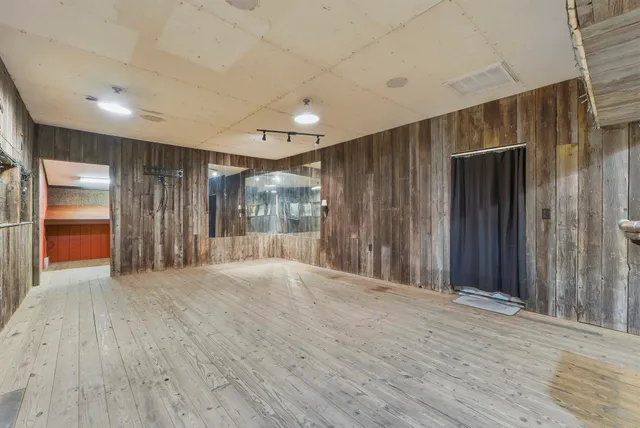 $324,900 | 620 South 900 West, Angola, IN 46703