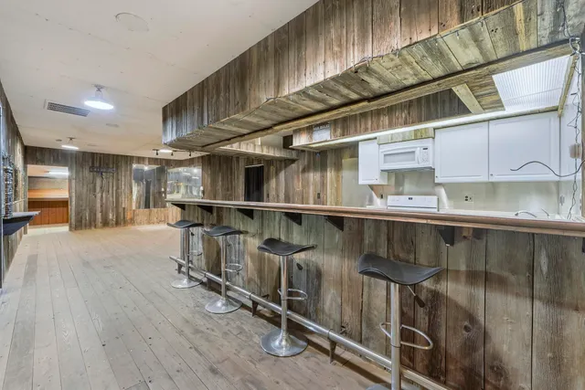 $324,900 | 620 South 900 West, Angola, IN 46703