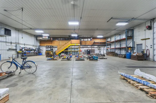 $324,900 | 620 South 900 West, Angola, IN 46703