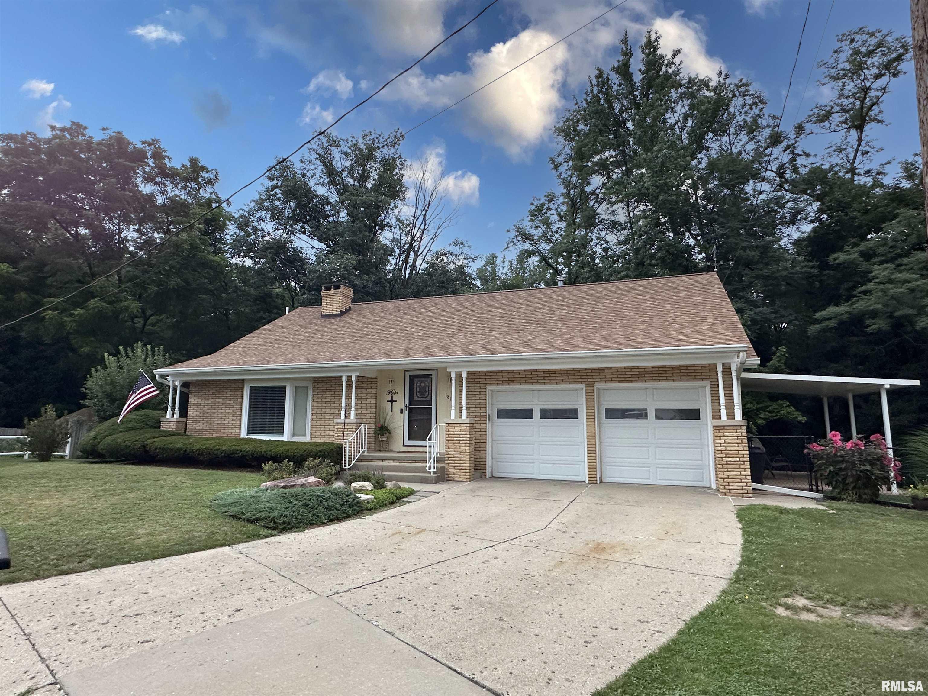 1815 South Timber Court Peoria, IL 61607 - Photo 15 of 65