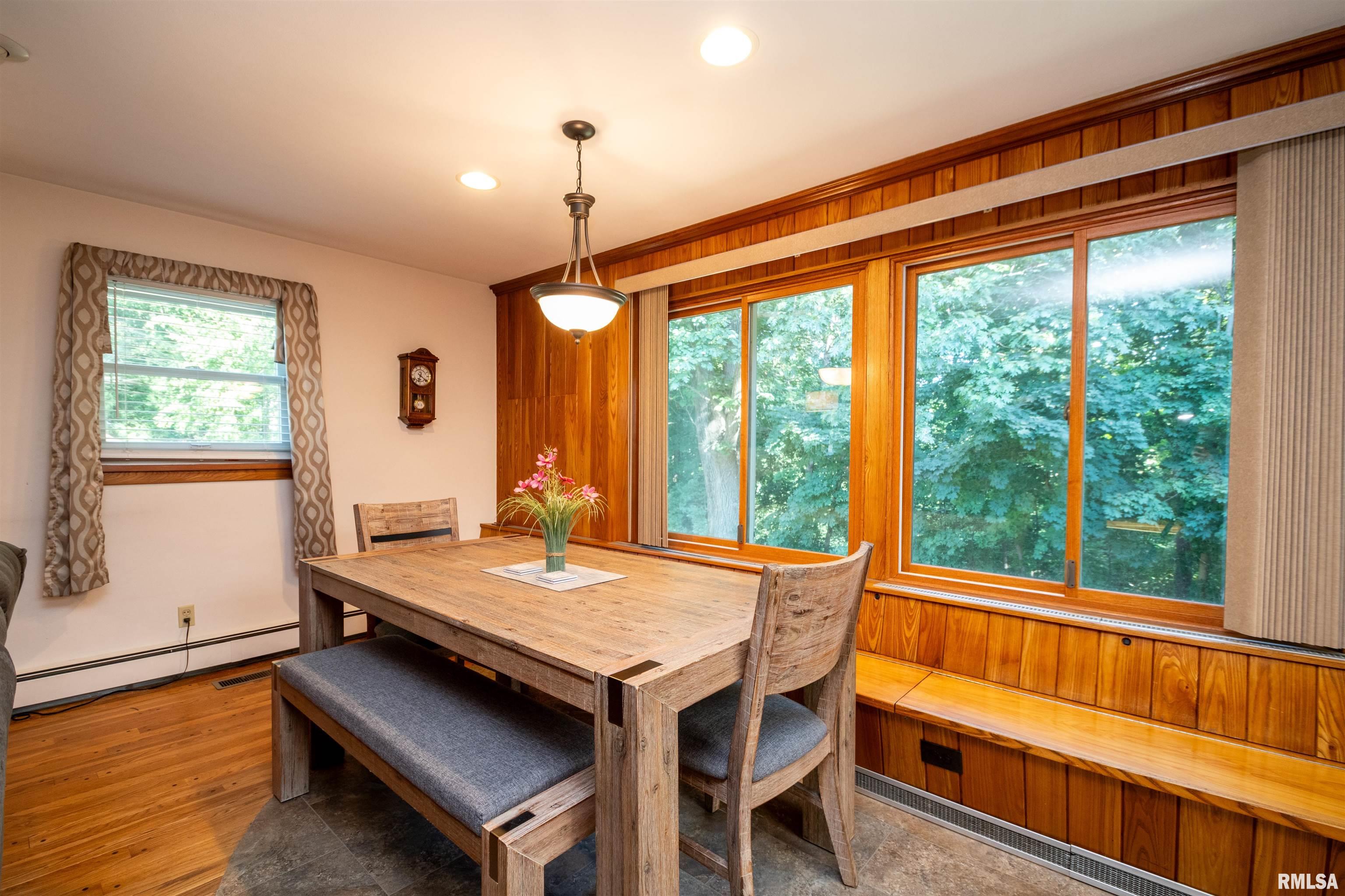 1815 South Timber Court Peoria, IL 61607 - Photo 25 of 65