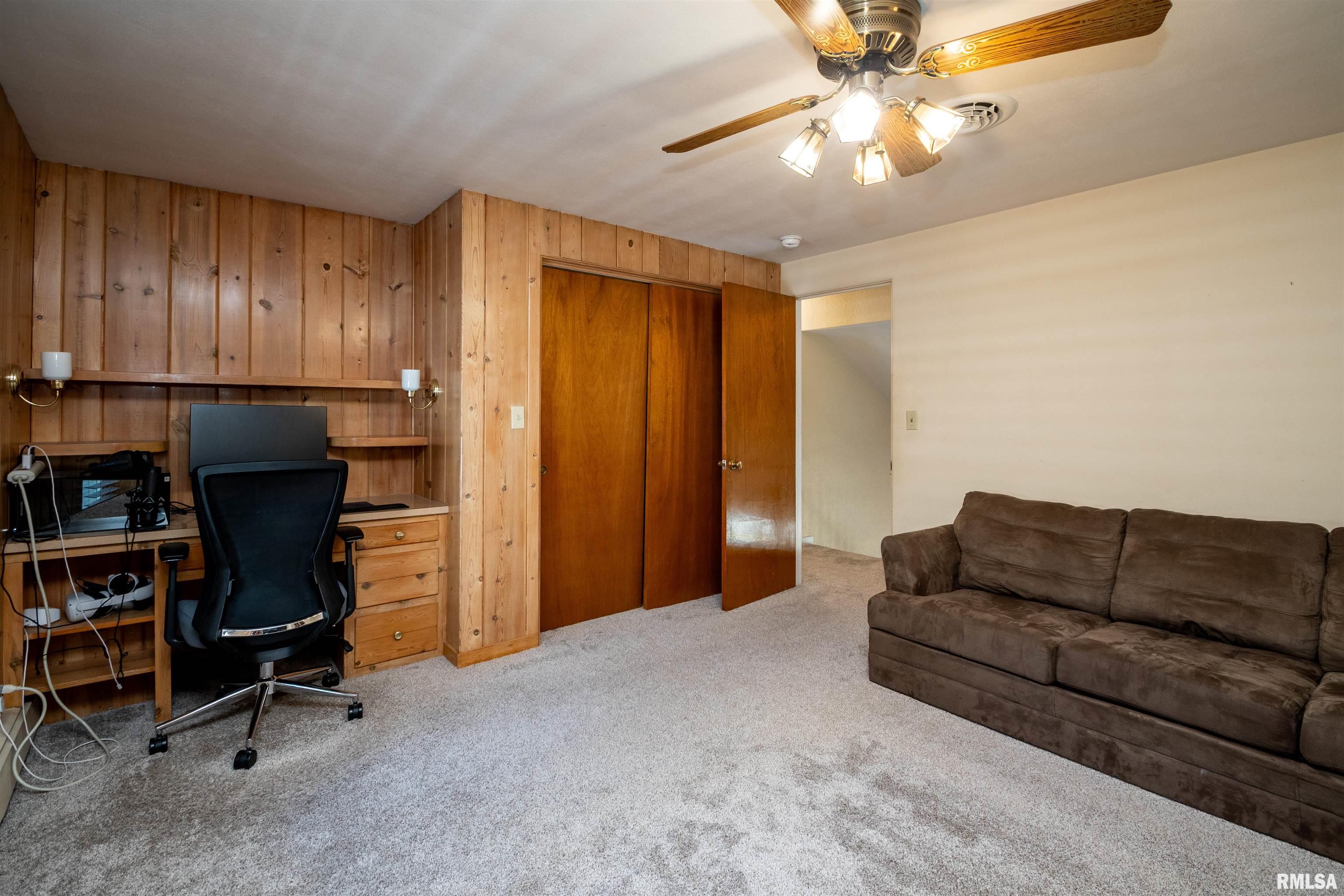 1815 South Timber Court Peoria, IL 61607 - Photo 40 of 65