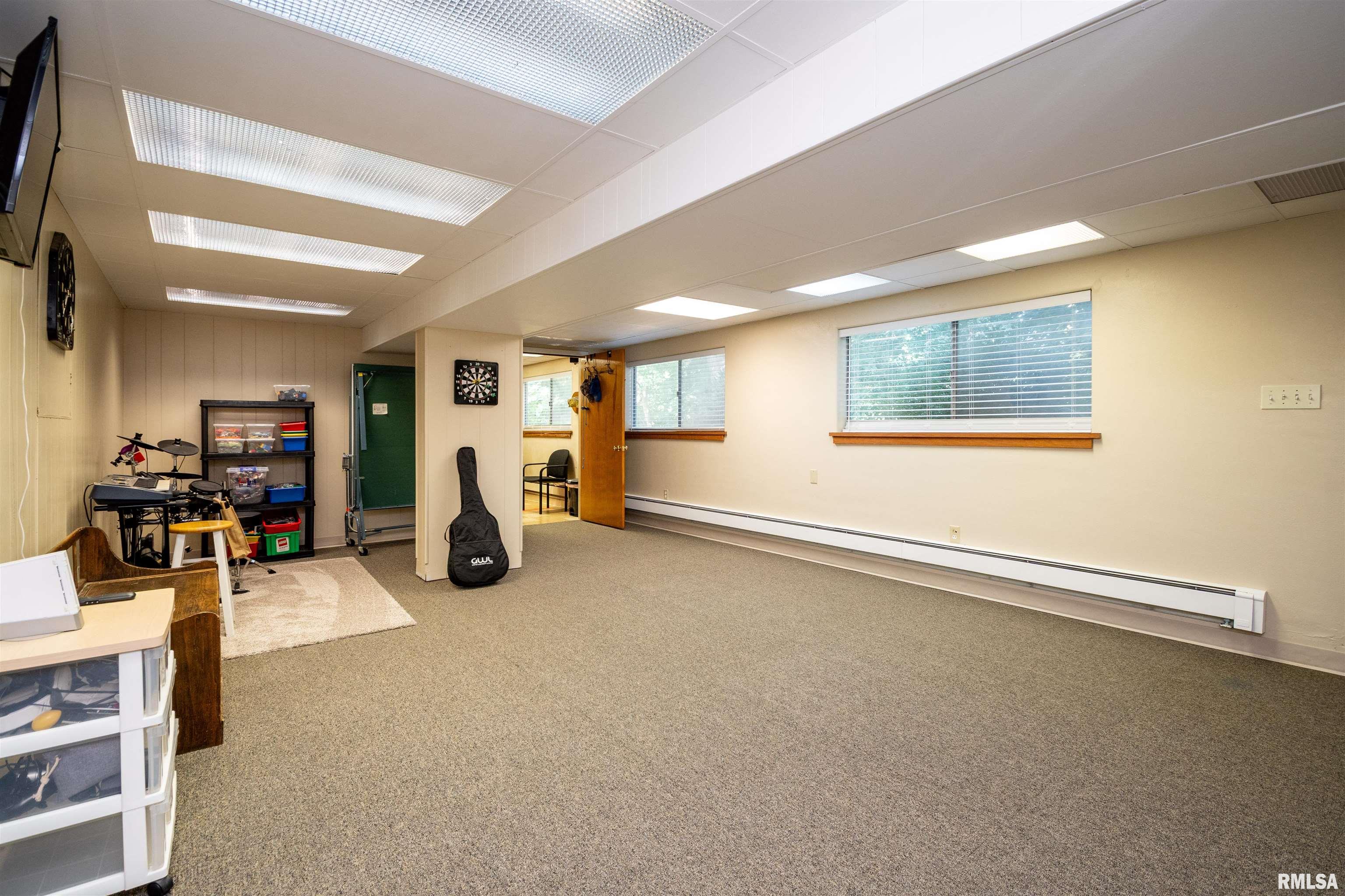 1815 South Timber Court Peoria, IL 61607 - Photo 50 of 65