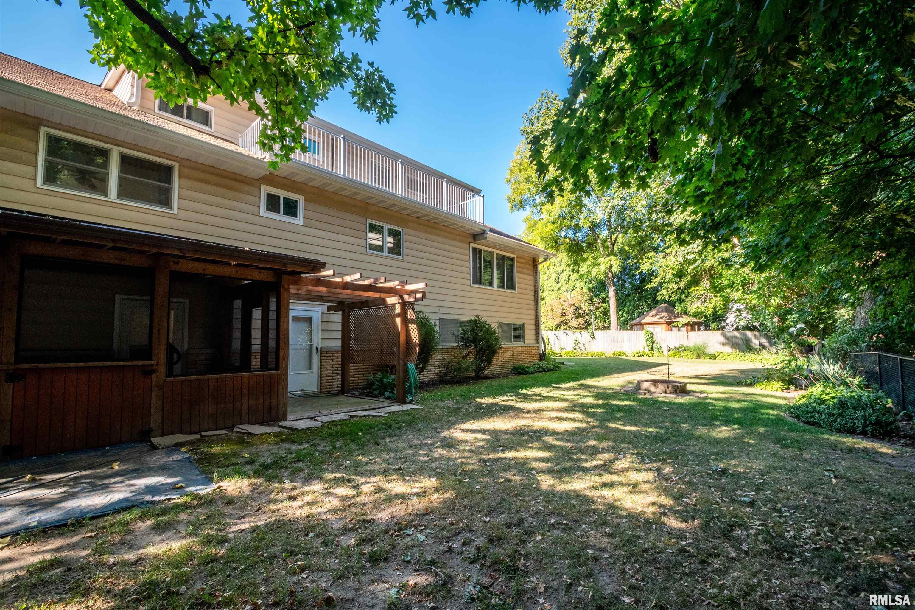 1815 South Timber Court Peoria, IL 61607 - Photo 5 of 65